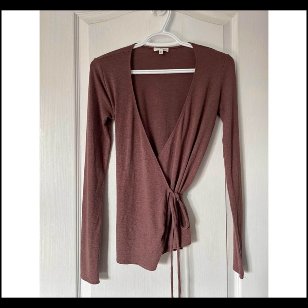 Aritzia Wilfred katsia mauve wrap tie top